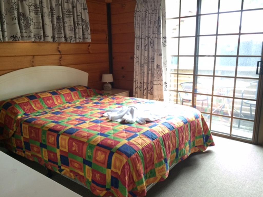 Smugglers Cove Holiday Village Forster Room photo